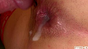 Milf Cathy Heaven's Asshole Gapes in Fetish Pissing Fuck