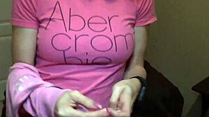 Sneaking off during party to give graphic jerkoff encouragement 😉