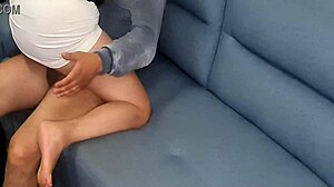 Un Rapidito Oral with Peruvian Milf Amateurs