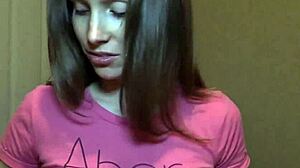 Sneaking off during party to give graphic jerkoff encouragement 😉