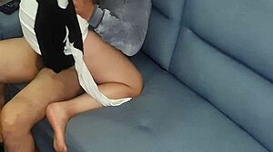 Un Rapidito Oral with Peruvian Milf Amateurs