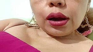 Hairy Pussy Flash On Webcam 😍