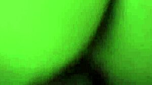 Tuktukpatrol Дребна 18+ пинайка разтваря крака за чужденец