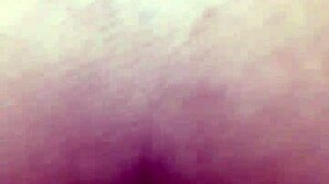 Visitando a mi vecino mientras su esposa no está!