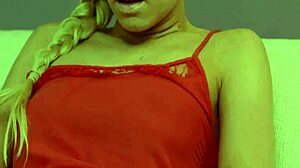 Teen hottie fingers wet pussy with dildo solo.