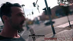 Deutsche Dünne Blonde Milf Abgeschleppt Auf Der Straße