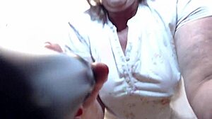 Look at me vacuuming with no panties on!