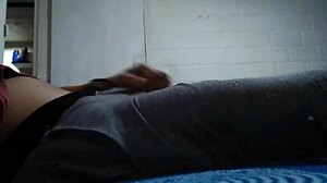 jhozue from guadalajara gives a small handjob to his gay friend.