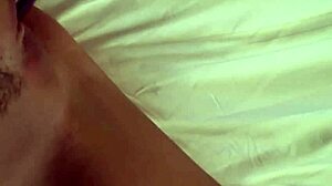 testing out my new vibrator 😊