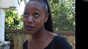 سوداوات محتاجات فلوس