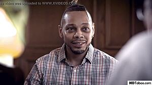 Τρελός χειρουργός κατασκοπεύει τον Donny Sins και τη Vanessa Vega σε σκληρό γαμήσι!