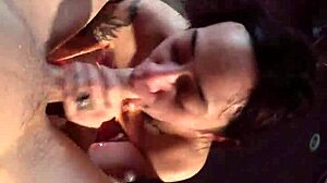 Sucking my man in the hot tub