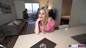 Lolly Dames Accepts Big Ass In Hardcore Missionary Blowjob Cumshot