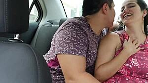 Chica solitaria explores Colombian roots in raw porno debut scene