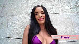 Latina Trap Sucks Before Riding Cowgirl