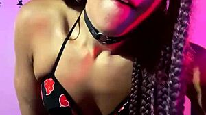 sofie lollipop a nerdizinha otaku faz chamadinha no tema naruto até gozar gostoso.