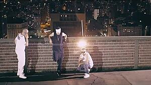 i'm an old lady eatin a young one