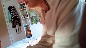 white slut hints at loving to suck big cocks