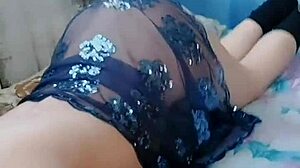 omg, check this big ass sexy white boy sissy kitty dancing! 🐱