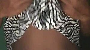 Twerking Naked Is So Fun