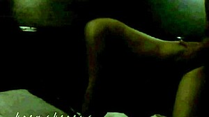 Blindfoldet Osaka kone hemmelig knullet i mørkt rom! 😱