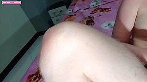 cheguei do show de funk com tesao e seduzi meu amigo pra fuder, enchendo minha buceta de porra