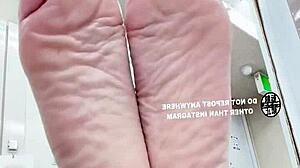 feeling the thrill of asian feet in the office