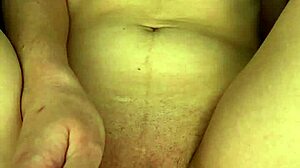 masturbating my pussy close-up on day 42, real amateur babe 😍