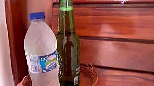 Morena gostosa transou com desconhecido que conheceu na pousada