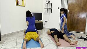 Esposas En El Salon De Masaje Erotica Para Cornudos Ntr