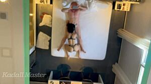 Ugh, this novinha at motel does everythin I ask!