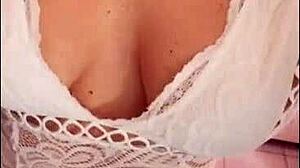 Flashing naughty snaps during sexchallenge