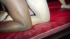 Flashing naughty snaps during sexchallenge