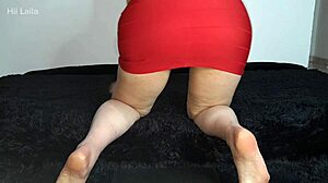 Curvy Amateur Plays With Dildo In Dress