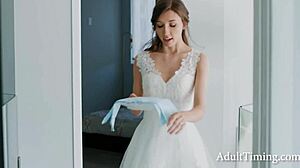 Uh, stvar z mačeho Maya Woulfe, Nathan, Reagan Foxx... veš?