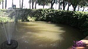 zoe flashes tits and pussy outdoors in tampa!