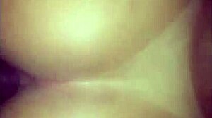 Depois de balada, latina oferece cuzinho