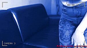 She pleases with anal toys on webcam 😏