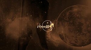 submissa obediente sofre e goza na mão da dominadora venusss e marsha love primeira vez com domme