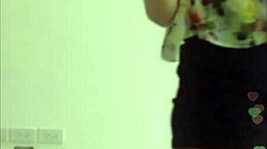 Em Nhung Hani performs an exciting show number four