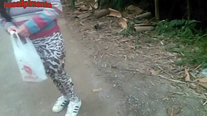 Devasa Sik Kalçaları Sikiyor Kıvrımlı Kızı Anal İç Boşalmayla Halka Açıkta