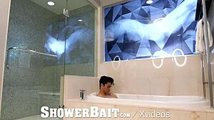 Sensual shower fuck with straight guy