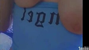 does my horny stepsister send me nude photos?