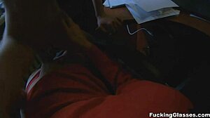 i fuck quickie teen glasses shaved pussy hardcore amateurs cumshot geizer