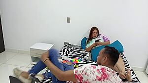 Mi Hermanastro Afeminado Me Demuestra Que Es Un Verdadero Hombre En La Cama -Highlight-