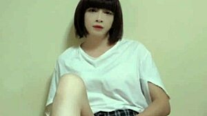 Ting Xuan Shemale Enjoys Blowjob and Anal Sex with Huge Toy.