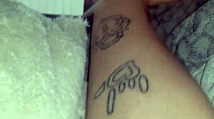 make me cum on your fist 😈