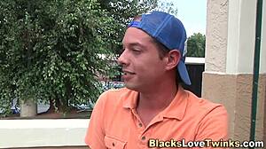 Gay Black Guy Jizzing In High Definition Interracial Threesome