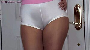 Perfect Mature Masturbates!