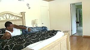 Super hot milf babe loves big black cock 😍